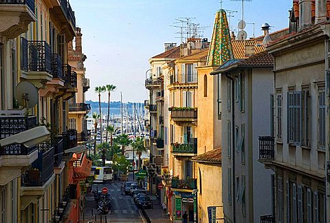 cannes old town2