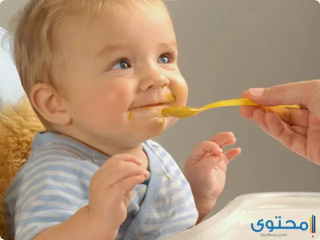 ما هو اول طعام للطفل الرضيع