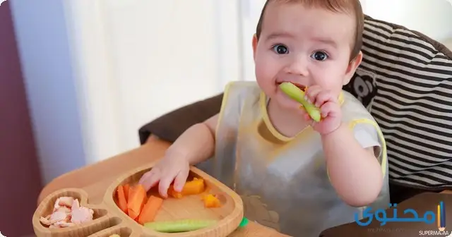 متى يأكل الطفل طعام غير مهروس ؟